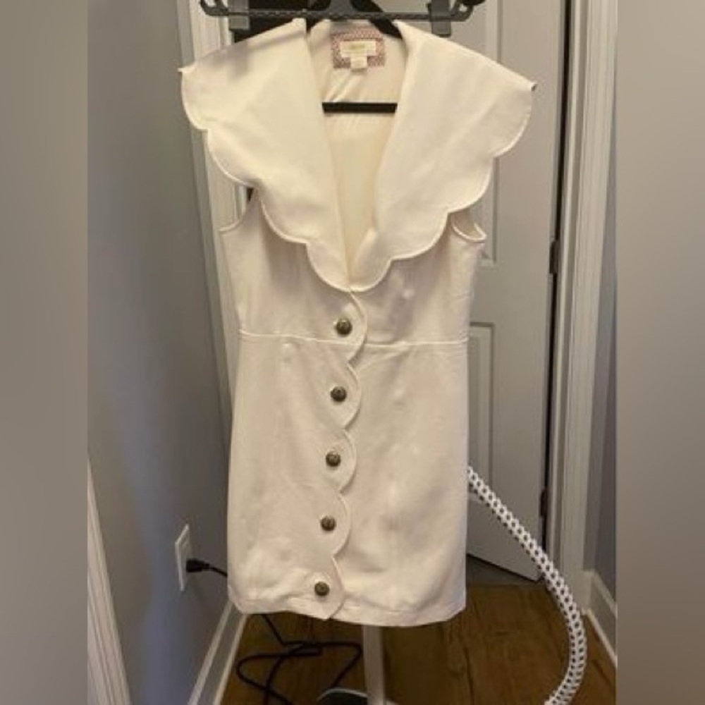 Anthropology Maeve Scalloped button down dress size Medium